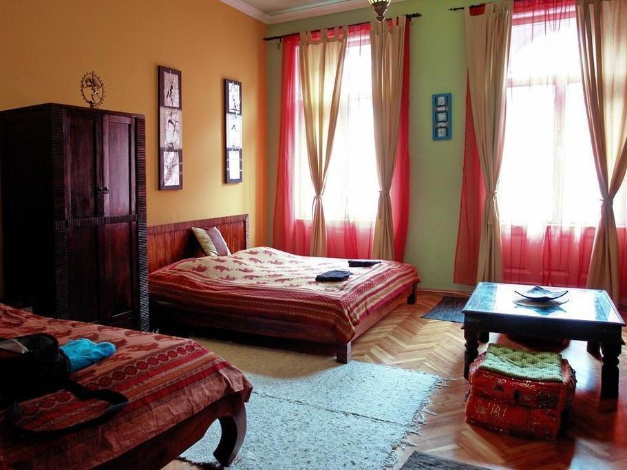 Bpm-Maharaja Rooms Будапеща Екстериор снимка